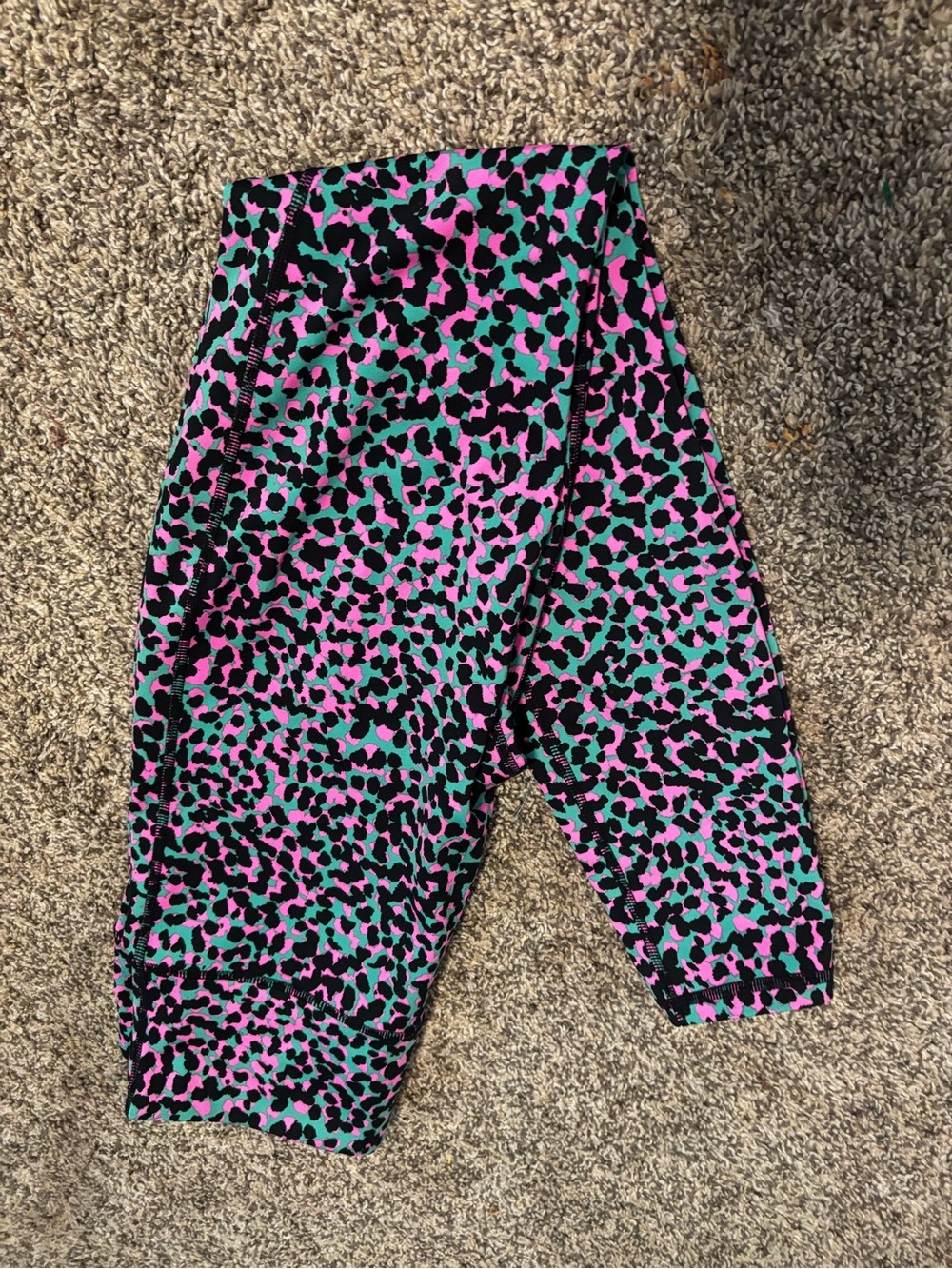Fabletics Motion 365 Colorful Leopard Leggings - Picture 5 of 9